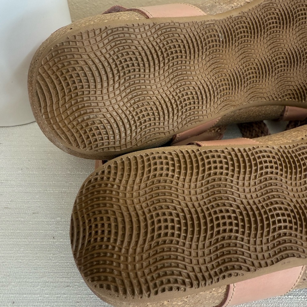 New Taos Footwear Blush Leather Braid Strap Wedge Sandals - Picture 12 of 13